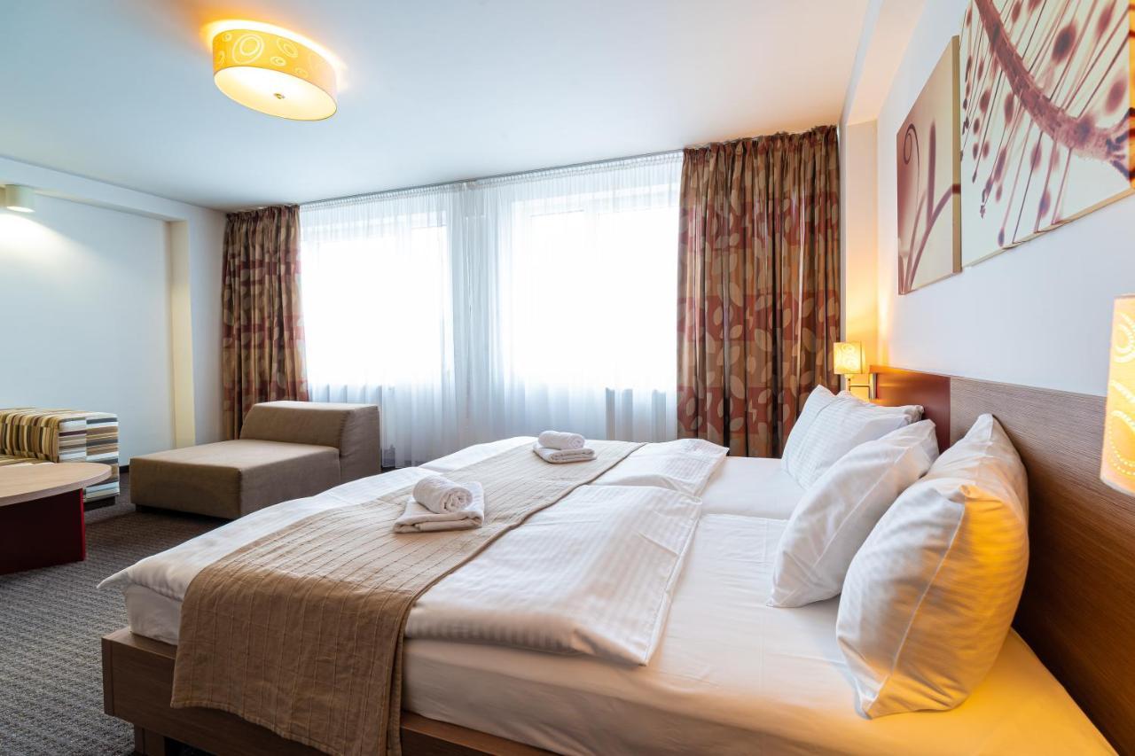 Hotel Ali Baba Humenné Εξωτερικό φωτογραφία