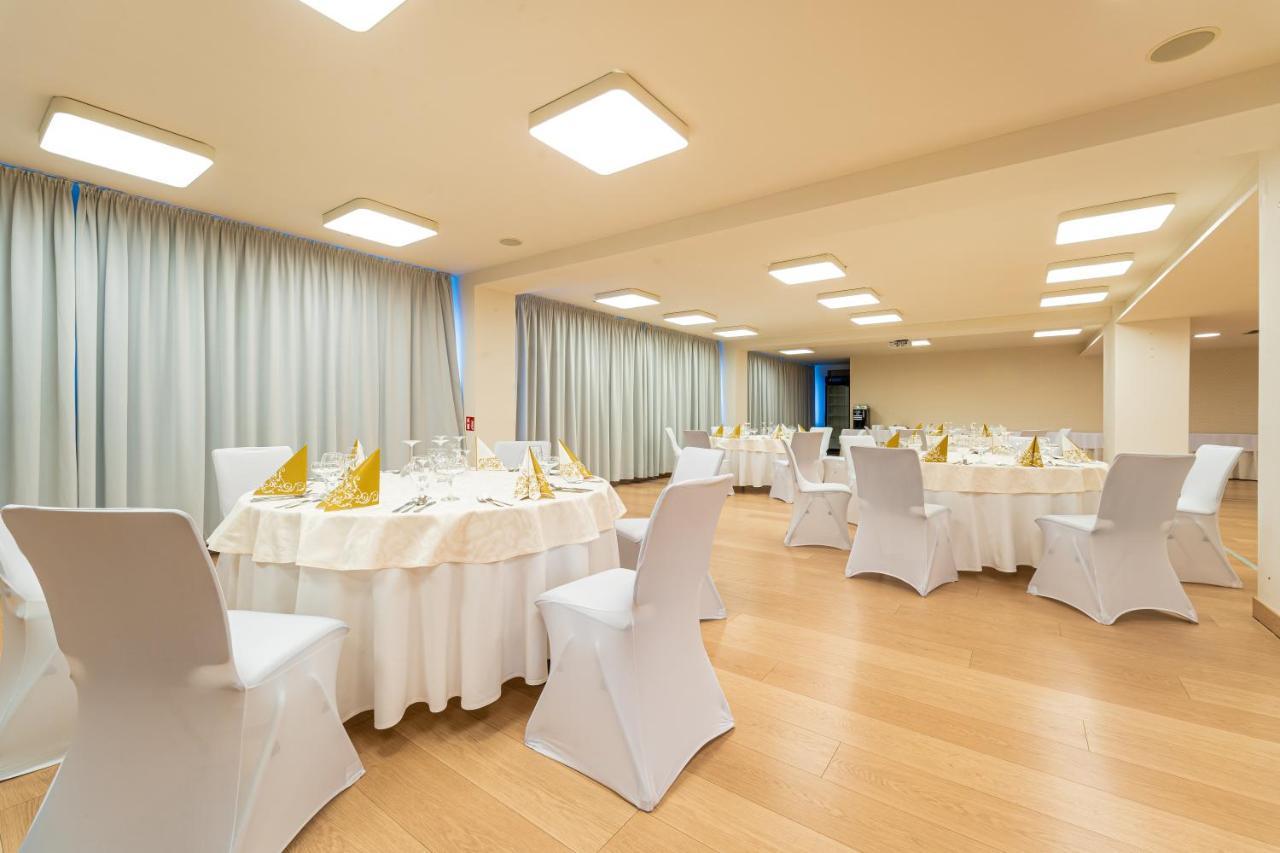 Hotel Ali Baba Humenné Εξωτερικό φωτογραφία